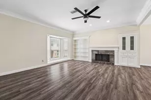 1017 Nantucket Dr, Houston, TX 77057 - Photo 7