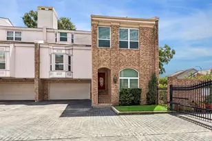 1017 Nantucket Dr, Houston, TX 77057 - Photo 5
