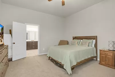 8406 Hunters Cliff Drive, Baytown, TX 77521 - Photo 9