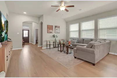 8406 Hunters Cliff Drive, Baytown, TX 77521 - Photo 5