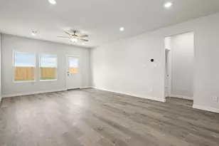 17115 King Eider Rd, Waller, TX 77484 - Photo 15