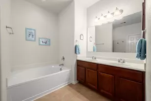 19510 Majestic Landing Ln, Cypress, TX 77433 - Photo 17