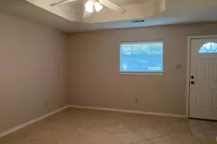 4665 Glen Oaks Cir, Beaumont, TX 77708 - Photo 7