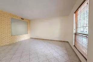 2503 McCue Rd, Houston, TX 77056 - Photo 3