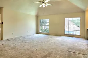 9530 Tarrant Ct, Houston, TX 77064 - Photo 9