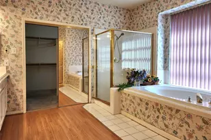 9530 Tarrant Ct, Houston, TX 77064 - Photo 7