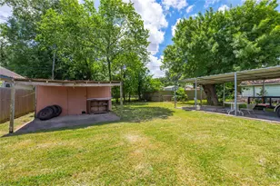 718 E Belmont St, Pasadena, TX 77506 - Photo 11