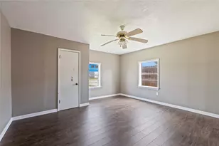 718 E Belmont St, Pasadena, TX 77506 - Photo 23