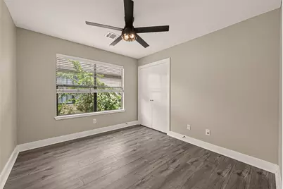 3501 Link Valley Drive #303, Houston, TX 77025 - Photo 23