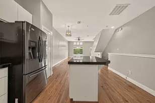3501 Link Valley Dr., Houston, TX 77025 - Photo 9