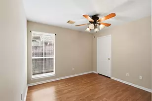 14015 Crown Glen Ct, Houston, TX 77062 - Photo 35
