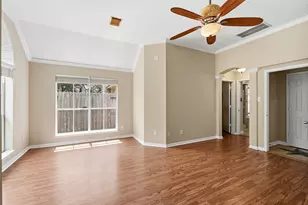 14015 Crown Glen Ct, Houston, TX 77062 - Photo 27