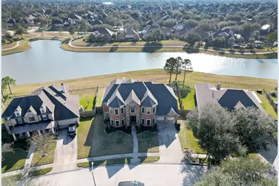 1029 Summer Cape Circle, League City, TX 77573 - Photo 3