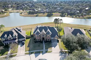 1029 Summer Cape Cir, League City, TX 77573 - Photo 3