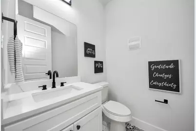 1510 E 31st Street #A, Houston, TX 77022 - Photo 5