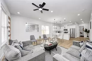 1510 E 31st St, Houston, TX 77022 - Photo 3