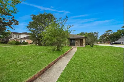 8227 Ivan Reid Drive, Houston, TX 77040 - Photo 3