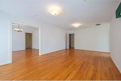 418 E Strand Street, El Campo, TX 77437 - Photo 11