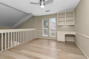 2238 Hickory Lawn Dr, Houston, TX 77077 - Photo 25