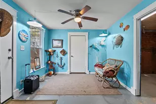 1725 Avenue O, Galveston, TX 77550 - Photo 17