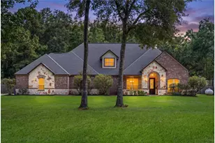 818 Commons Lake Edge Dr, Huffman, TX 77336 - Photo 1