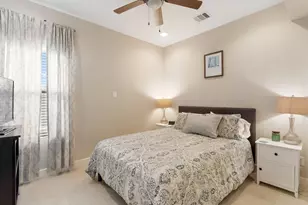 404 Drennan St, Houston, TX 77003 - Photo 5