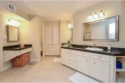 2842 W Pebble Beach Drive, Missouri City, TX 77459 - Photo 21