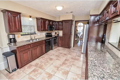 2842 W Pebble Beach Drive, Missouri City, TX 77459 - Photo 13