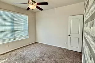 14208 Wallowa Ridge Ln, Conroe, TX 77384 - Photo 17