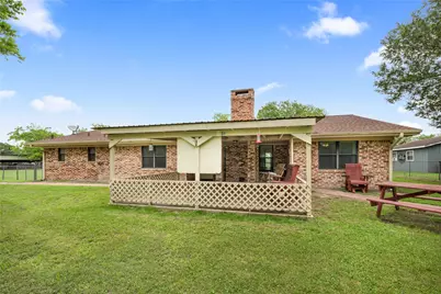 130 Elm Street, Flatonia, TX 78941 - Photo 23