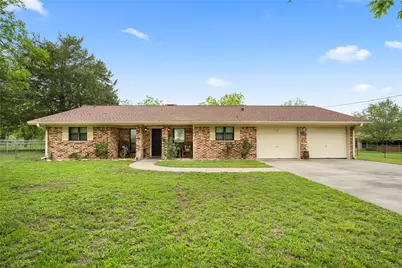 130 Elm Street, Flatonia, TX 78941 - Photo 5