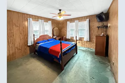 130 Elm Street, Flatonia, TX 78941 - Photo 9