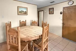 130 Elm St, Flatonia, TX 78941 - Photo 5