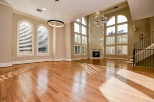 2094 Brentwood Dr, Houston, TX 77019 - Photo 17