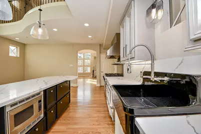 2094 Brentwood Drive, Houston, TX 77019 - Photo 25