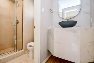 2094 Brentwood Drive, Houston, TX 77019 - Photo 33