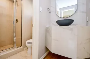 2094 Brentwood Dr, Houston, TX 77019 - Photo 33