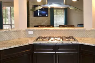 43 Hickory Oak Dr, The Woodlands, TX 77381 - Photo 7