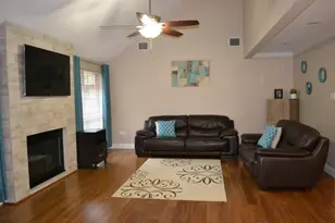 43 Hickory Oak Dr, The Woodlands, TX 77381 - Photo 9