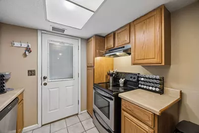 7311 Chasewood Drive, Houston, TX 77489 - Photo 9