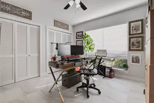 2234 S Piney Point Rd, Houston, TX 77063 - Photo 13