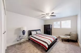 6325 Riverview Way, Houston, TX 77057 - Photo 11