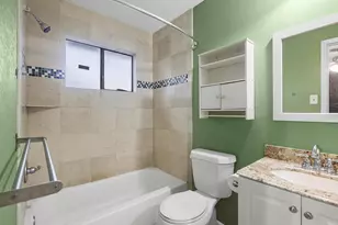 3823 Suttonford Dr, Houston, TX 77066 - Photo 11