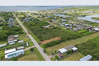 17 W Street, San Leon, TX 77539 - Photo 13