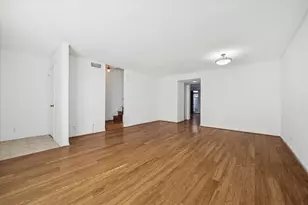 2105 S Winrock Blvd S, Houston, TX 77057 - Photo 5