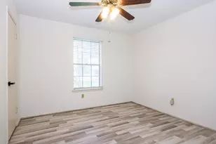 15706 Sea Liner Dr, Houston, TX 77062 - Photo 15