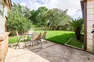 15706 Sea Liner Dr, Houston, TX 77062 - Photo 25