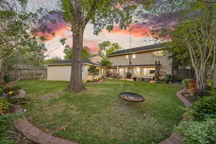 14542 Broadgreen Dr, Houston, TX 77079 - Photo 37