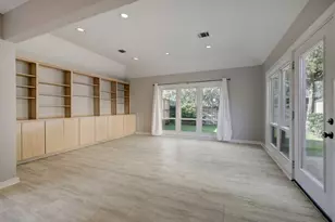2910 Plumb St, Houston, TX 77005 - Photo 7