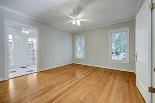 2910 Plumb St, Houston, TX 77005 - Photo 9